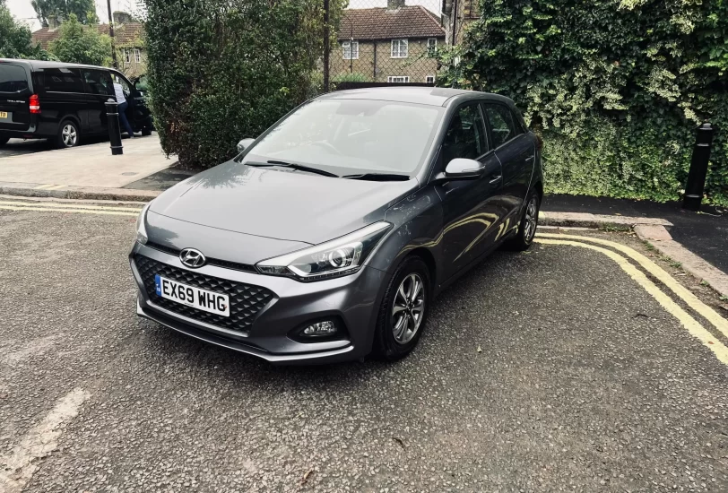 Hyundai i20 2019 in grey colour standing on the ground